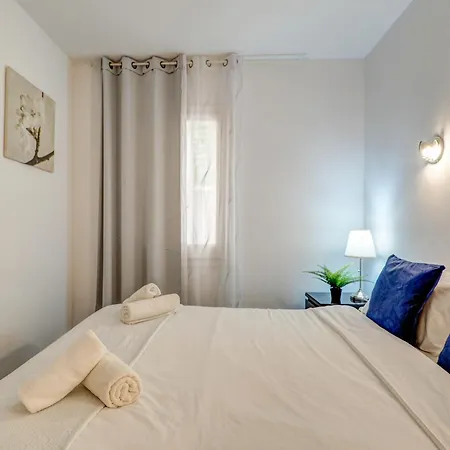 דירה Soleil By Hello Homes סיטגס